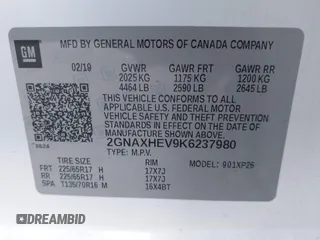 2019 Chevrolet Equinox LS z VIN 2GNAXHEV9K6237980, wystawiony jako IAAI lot #41265515 z przebiegiem 84 437 mil mil oraz . Historia ofert i sprzedaży dostępna na DreamBid. Obrazek 9.
