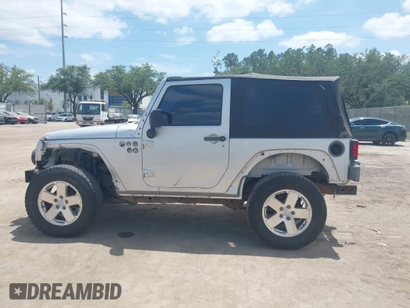 2009 Jeep Wrangler X with VIN 1J4FA24189L755392, listed as a IAAI auction lot 42176130 with 97,644 mi miles and . Bid and sale history available at DreamBid. Image 13.