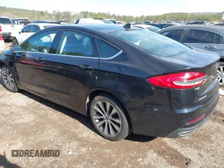 2020 Ford Fusion SE с VIN 3FA6P0T96LR180613, выставлен на аукционе IAAI как лот 42216435 с пробегом 52 904 миль миль и . История ставок и продаж доступна на DreamBid. Изображение 3.