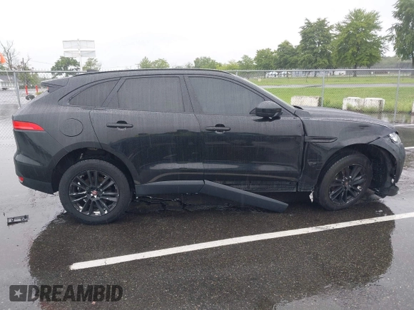2018 Jaguar F-Pace 25t Prestige with VIN SADCK2FX8JA257821, listed as a IAAI auction lot 40053244 with 111,254 mi miles and . Bid and sale history available at DreamBid. Image 13.
