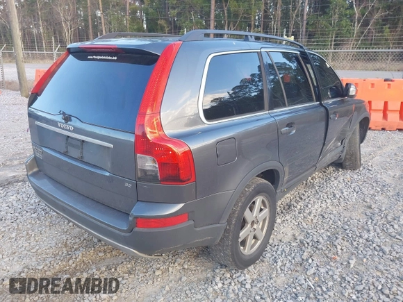 2007 Volvo XC90 I6 with VIN YV4CY982671370323, listed as a IAAI auction lot 41690546 with 312,187 mi miles. Bid and sale history available at carsss.com. Image 4.