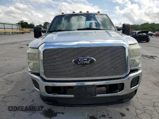 2014 Ford F-250 XL with VIN 1FT7W2B67EEB53642, listed as a Copart auction lot 58520585 with 281,417 mi miles and Salvage title. Bid and sale history available at DreamBid. Image 5.