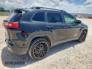 2016 Jeep Cherokee Sport z VIN 1C4PJLAS7GW273263, wystawiony jako Copart lot #62952895 z przebiegiem 98 786 mil mil oraz Szkoda całkowita • Salvage title. Historia ofert i sprzedaży dostępna na DreamBid. Obrazek 3.