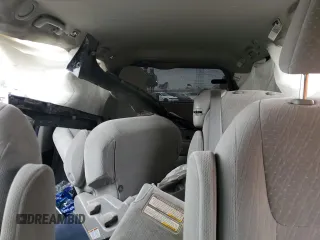 2018 Toyota Sienna LE Auto Access Seat with VIN 5TDKZ3DC6JS924316, listed as a Copart auction lot 61822215 with 123,396 mi miles and Salvage title. Bid and sale history available at DreamBid. Image 10.