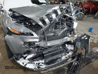 2016 Jeep Cherokee Latitude with VIN 1C4PJMCS6GW321256, listed as a IAAI auction lot 41314789 with 127,951 mi miles. Bid and sale history available at carsss.com. Image 20.