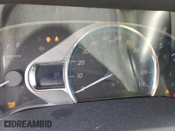 2012 Toyota Sienna XLE AAS с VIN 5TDYK3DC9CS242130, выставлен на аукционе Copart как лот 60423935 с пробегом 175 387 миль миль и Списание • Salvage title. История ставок и продаж доступна на DreamBid. Изображение 9.
