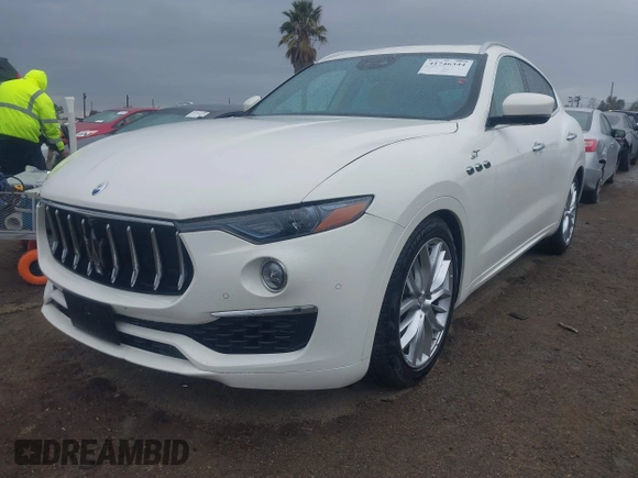 2020 Maserati Levante z VIN ZN661XUL3LX341388, wystawiony jako IAAI lot #41746344 z przebiegiem 26 911 mil mil oraz . Historia ofert i sprzedaży dostępna na DreamBid. Obrazek 18.