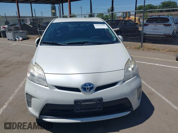 2013 Toyota Prius One z VIN JTDKN3DU6D0352580, wystawiony jako IAAI lot #42244296 z przebiegiem 304 157 mil mil oraz . Historia ofert i sprzedaży dostępna na DreamBid. Obrazek 6.