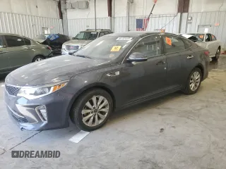 2018 Kia Optima S z VIN 5XXGT4L39JG221888, wystawiony jako Copart lot #56732445 z przebiegiem 70 722 mil mil oraz Nie do naprawy • Non repairable. Historia ofert i sprzedaży dostępna na DreamBid. Obrazek 1.