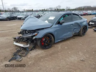 2024 Audi RS 3 z VIN WUAG4DGY8RA901259, wystawiony jako IAAI lot #41959150 z przebiegiem 13 414 mil mil oraz . Historia ofert i sprzedaży dostępna na DreamBid. Obrazek 2.