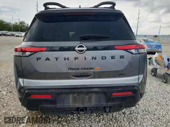 2023 Nissan Pathfinder SV z VIN 5N1DR3BD4PC274458, wystawiony jako Copart lot #56911285 z przebiegiem Nie podano mil oraz Szkoda całkowita • Salvage title. Historia ofert i sprzedaży dostępna na DreamBid. Obrazek 6.