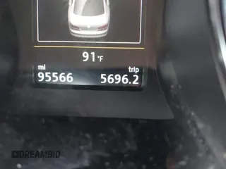 2017 Volkswagen Jetta GLI z VIN 3VW5T7AJ0HM338792, wystawiony jako IAAI lot #42285176 z przebiegiem 95 566 mil mil oraz . Historia ofert i sprzedaży dostępna na DreamBid. Obrazek 15.