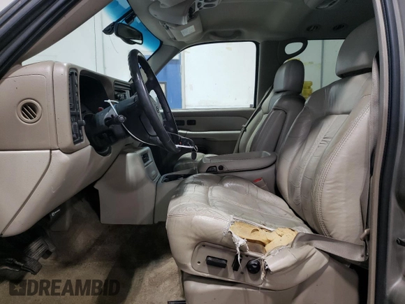 2002 Chevrolet Suburban LT with VIN 1GNFK16Z12J225970, listed as a Copart auction lot 71151514 with 193,743 mi miles and Non Repairable. Bid and sale history available at carsss.com. Image 7.