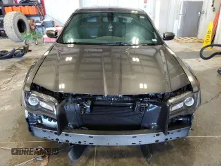 2019 Chrysler 300 S z VIN 2C3CCABG8KH689406, wystawiony jako Copart lot #48903385 z przebiegiem 129 498 mil mil oraz Tytuł czysty. Historia ofert i sprzedaży dostępna na DreamBid. Obrazek 5.