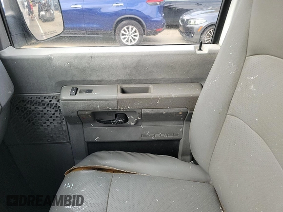 2013 Ford Econoline Passenger XL с VIN 1FBSS3BL5DDA49371, выставлен на аукционе IAAI как лот 42624885 с пробегом 62 763 миль миль и . История ставок и продаж доступна на DreamBid. Изображение 11.