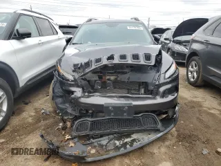 2017 Jeep Cherokee Sport with VIN 1C4PJLAB1HW571728, listed as a Copart auction lot 51179785 with 186,498 mi miles and Salvage Title. Bid and sale history available at carsss.com. Image 5.