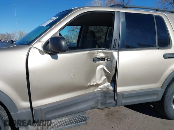 2003 Ford Explorer XLT with VIN 1FMZU73E63ZB17556, listed as a IAAI auction lot 41665155 with 230,391 mi miles and . Bid and sale history available at DreamBid. Image 6.