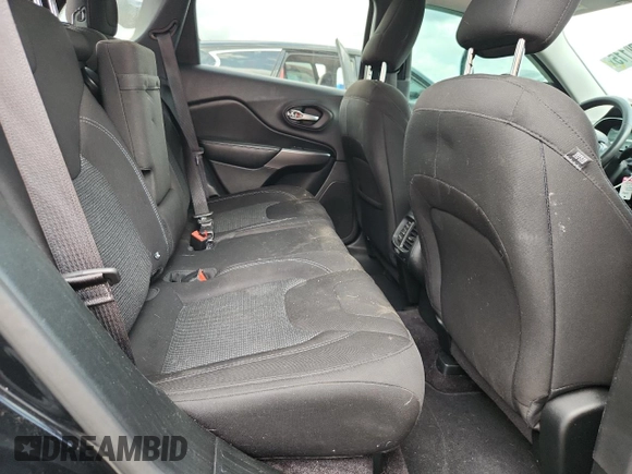 2019 Jeep Cherokee Latitude z VIN 1C4PJLCB9KD171917, wystawiony jako Copart lot #63590115 z przebiegiem 82 546 mil mil oraz Szkoda całkowita • Salvage title. Historia ofert i sprzedaży dostępna na DreamBid. Obrazek 11.
