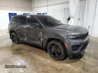 2023 Jeep Grand Cherokee Laredo z VIN 1C4RJHAG7PC620674, wystawiony jako Copart lot #45369315 z przebiegiem 31 754 mil mil oraz Szkoda całkowita • Salvage title. Historia ofert i sprzedaży dostępna na DreamBid. Obrazek 4.