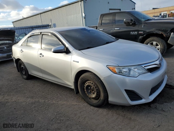 2013 Toyota Camry Hybrid LE with VIN 4T1BD1FK5DU064587, listed as a Copart auction lot 86332754 with 418,310 mi miles and Salvage Title. Bid and sale history available at carsss.com. Image 4.