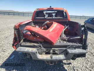 2017 Toyota Tacoma SR5 with VIN 3TMCZ5AN0HM118648, listed as a Copart auction lot 55685625 with 84,919 mi miles and Salvage Title. Bid and sale history available at carsss.com. Image 6.