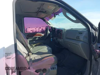 2005 Ford F-250 XL с VIN 1FTSW20P65EB99310, выставлен на аукционе IAAI как лот 42392852 с пробегом Не указан миль и . История ставок и продаж доступна на DreamBid. Изображение 5.