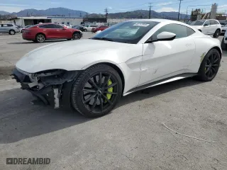 2019 Aston Martin Vantage with VIN SCFSMGAW2KGN01086, listed as a Copart auction lot 46717915 with 20,763 mi miles and Salvage Title. Bid and sale history available at carsss.com. Image 1.
