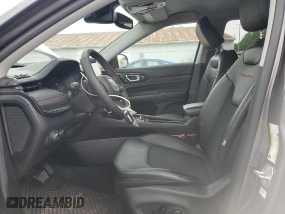 2022 Jeep Compass Trailhawk with VIN 3C4NJDDB9NT233908, listed as a Copart auction lot 56428125 with 16,570 mi miles and Salvage title. Bid and sale history available at DreamBid. Image 7.