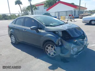 2011 Ford Fiesta SE with VIN 3FADP4BJ9BM170681, listed as a IAAI auction lot 41418263 with 193,531 mi miles. Bid and sale history available at carsss.com. Image 1.