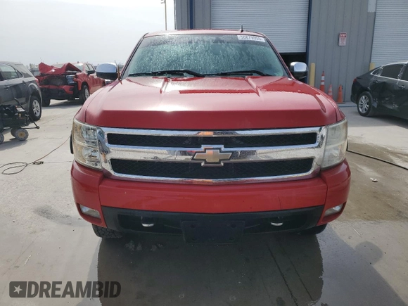 2007 Chevrolet Silverado 1500 LTZ with VIN 2GCEK13M971537923, listed as a Copart auction lot 50879955 with 219,547 mi miles and Salvage Title. Bid and sale history available at DreamBid. Image 5.
