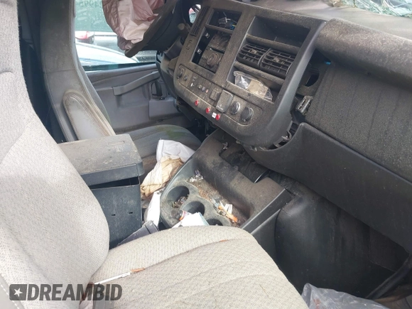2019 Chevrolet Express Cargo with VIN 1GCWGAFP0K1351293, listed as a IAAI auction lot 42499545 with Not provided miles and . Bid and sale history available at DreamBid. Image 5.