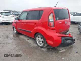 2011 Kia Soul + with VIN KNDJT2A25B7218551, listed as a IAAI auction lot 41521447 with 195,282 mi miles. Bid and sale history available at carsss.com. Image 3.