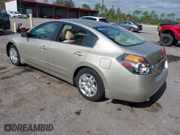 2010 Nissan Altima SL z VIN 1N4AL2AP3AN528824, wystawiony jako IAAI lot #42290404 z przebiegiem 115 014 mil mil oraz . Historia ofert i sprzedaży dostępna na DreamBid. Obrazek 3.