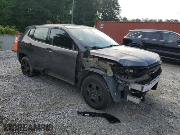 2017 Jeep Compass Sport z VIN 3C4NJCAB3HT652548, wystawiony jako Copart lot #55125455 z przebiegiem 146 302 mil mil oraz Szkoda całkowita • Salvage title. Historia ofert i sprzedaży dostępna na DreamBid. Obrazek 4.
