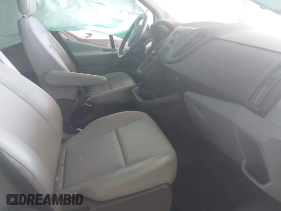2018 Ford Transit XL с VIN 1FMZK1CM7JKA81747, выставлен на аукционе IAAI как лот 42143608 с пробегом 20 981 миль миль и . История ставок и продаж доступна на DreamBid. Изображение 5.