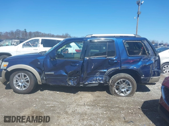 2007 Ford Explorer Eddie Bauer z VIN 1FMEU74847UA83997, wystawiony jako IAAI lot #41856069 z przebiegiem 180 555 mil mil oraz . Historia ofert i sprzedaży dostępna na DreamBid. Obrazek 14.