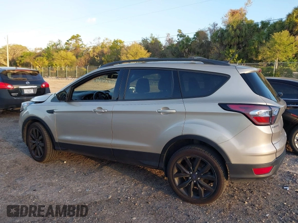 2017 Ford Escape SE with VIN 1FMCU9GD7HUE82559, listed as a IAAI auction lot 41815562 with 45,759 mi miles and . Bid and sale history available at DreamBid. Image 15.
