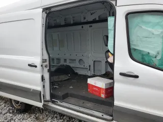2021 Ford Transit Cargo with VIN 1FTBR3X81MKA18089, listed as a Copart auction lot 53287124 with Not Provided miles and Clean Title. Bid and sale history available at DreamBid. Image 11.