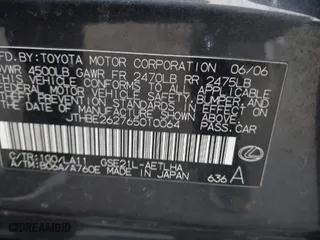2006 Lexus IS 350 Auto with VIN JTHBE262765010064, listed as a IAAI auction lot 41431359 with 185,216 mi miles. Bid and sale history available at carsss.com. Image 9.