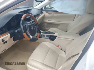2014 Lexus ES 300h z VIN JTHBW1GG2E2050313, wystawiony jako IAAI lot #42145939 z przebiegiem 114 143 mil mil oraz . Historia ofert i sprzedaży dostępna na DreamBid. Obrazek 5.