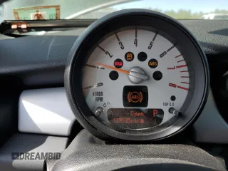 2012 MINI Hardtop with VIN WMWSU3C51CT253947, listed as a Copart auction lot 55210405 with 139,535 mi miles and Salvage Title. Bid and sale history available at DreamBid. Image 9.