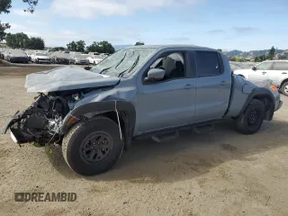 2025 Nissan Frontier SV z VIN 1N6ED1FK5SN601786, wystawiony jako Copart lot #58595395 z przebiegiem 6 314 mil mil oraz Szkoda całkowita • Salvage title. Historia ofert i sprzedaży dostępna na DreamBid. Obrazek 1.