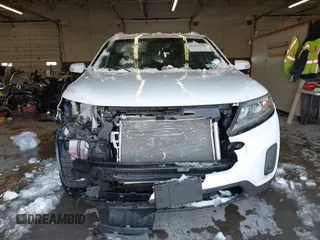 2015 Kia Sorento LX with VIN 5XYKT4A79FG585120, listed as a IAAI auction lot 41533779 with 127,337 mi miles. Bid and sale history available at carsss.com. Image 12.