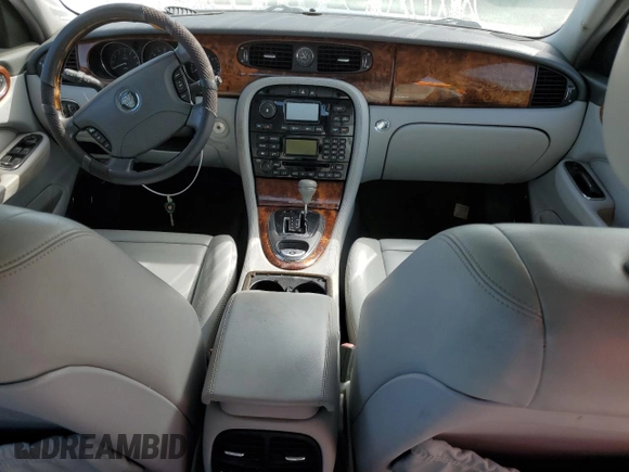 2004 Jaguar XJ 8 with VIN SAJWA71C84SG17802, listed as a Copart auction lot 76880914 with Not Provided miles and Non Repairable. Bid and sale history available at DreamBid. Image 8.