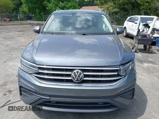 2022 Volkswagen Tiguan SE with VIN 3VV3B7AX9NM089164, listed as a IAAI auction lot 42065583 with 59,270 mi miles and . Bid and sale history available at DreamBid. Image 12.