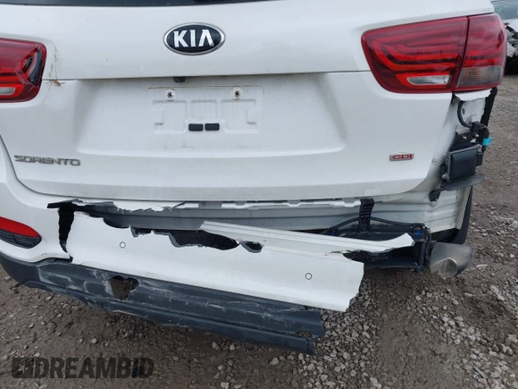 2019 Kia Sorento LX with VIN 5XYPG4A30KG524272, listed as a IAAI auction lot 41786623 with 124,942 mi miles and . Bid and sale history available at carsss.com. Image 6.