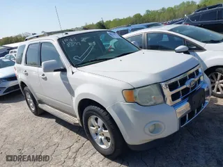 2010 Ford Escape Limited with VIN 1FMCU9EG4AKD41902, listed as a IAAI auction lot 41938577 with 244,487 mi miles. Bid and sale history available at carsss.com. Image 1.