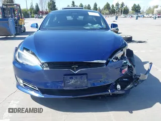 2017 Tesla Model S 100D с VIN 5YJSA1E25HF209284, выставлен на аукционе IAAI как лот 41953515 с пробегом 83 489 миль миль и . История ставок и продаж доступна на DreamBid. Изображение 13.