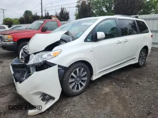 2018 Toyota Sienna XLE с VIN 5TDDZ3DC6JS194075, выставлен на аукционе Copart как лот 63651815 с пробегом 143 162 миль миль и Списание • Salvage title. История ставок и продаж доступна на DreamBid. Изображение 1.