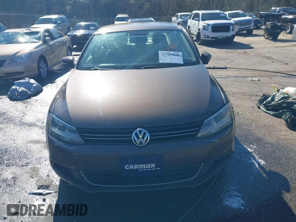 2014 Volkswagen Jetta Sedan SE w/Connectivity with VIN 3VWD07AJ1EM361255, listed as a IAAI auction lot 41385849 with 166,124 mi miles. Bid and sale history available at carsss.com. Image 12.